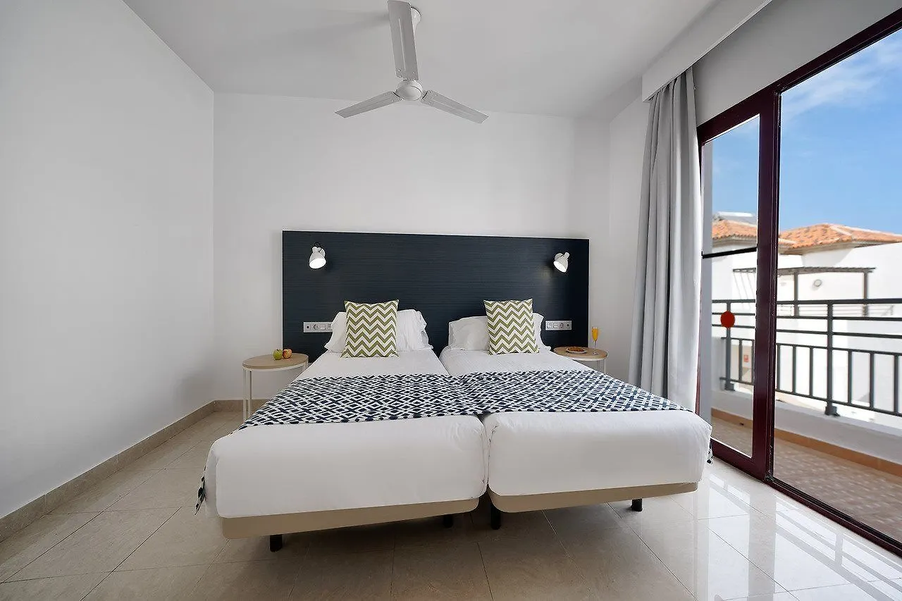 Broncemar Beach Suites Caleta de Fuste 4*,